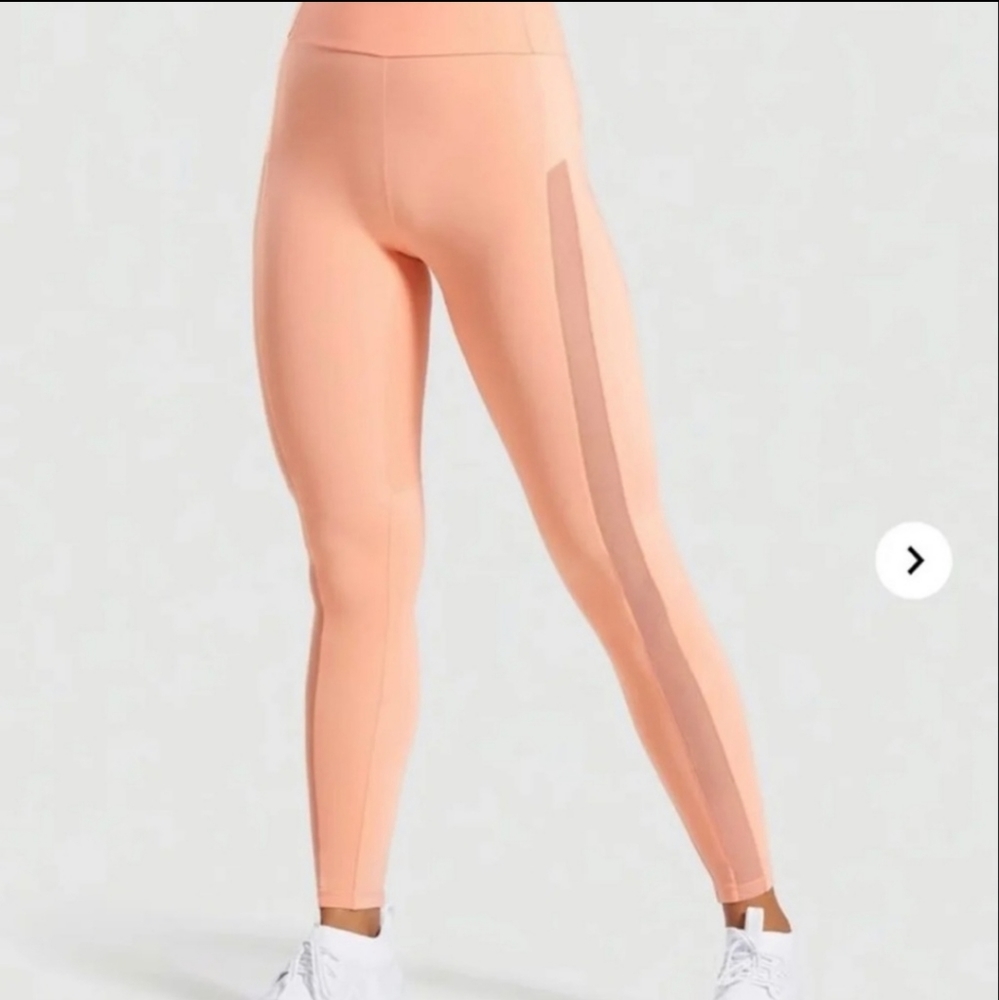 Gymshark Move Leggings - Sour Bellini Medium